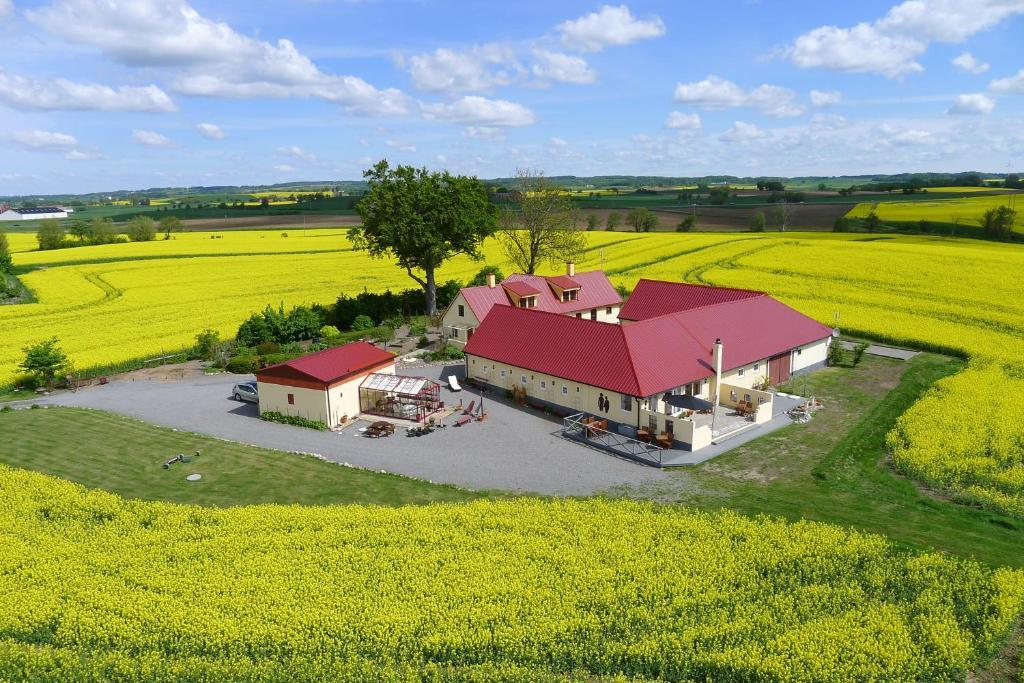 Hylteberga Gard Bed & Breakfast Skurup Εξωτερικό φωτογραφία