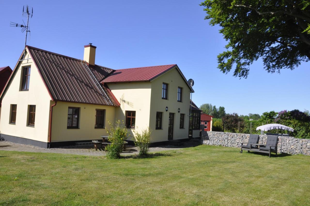 Hylteberga Gard Bed & Breakfast Skurup Εξωτερικό φωτογραφία