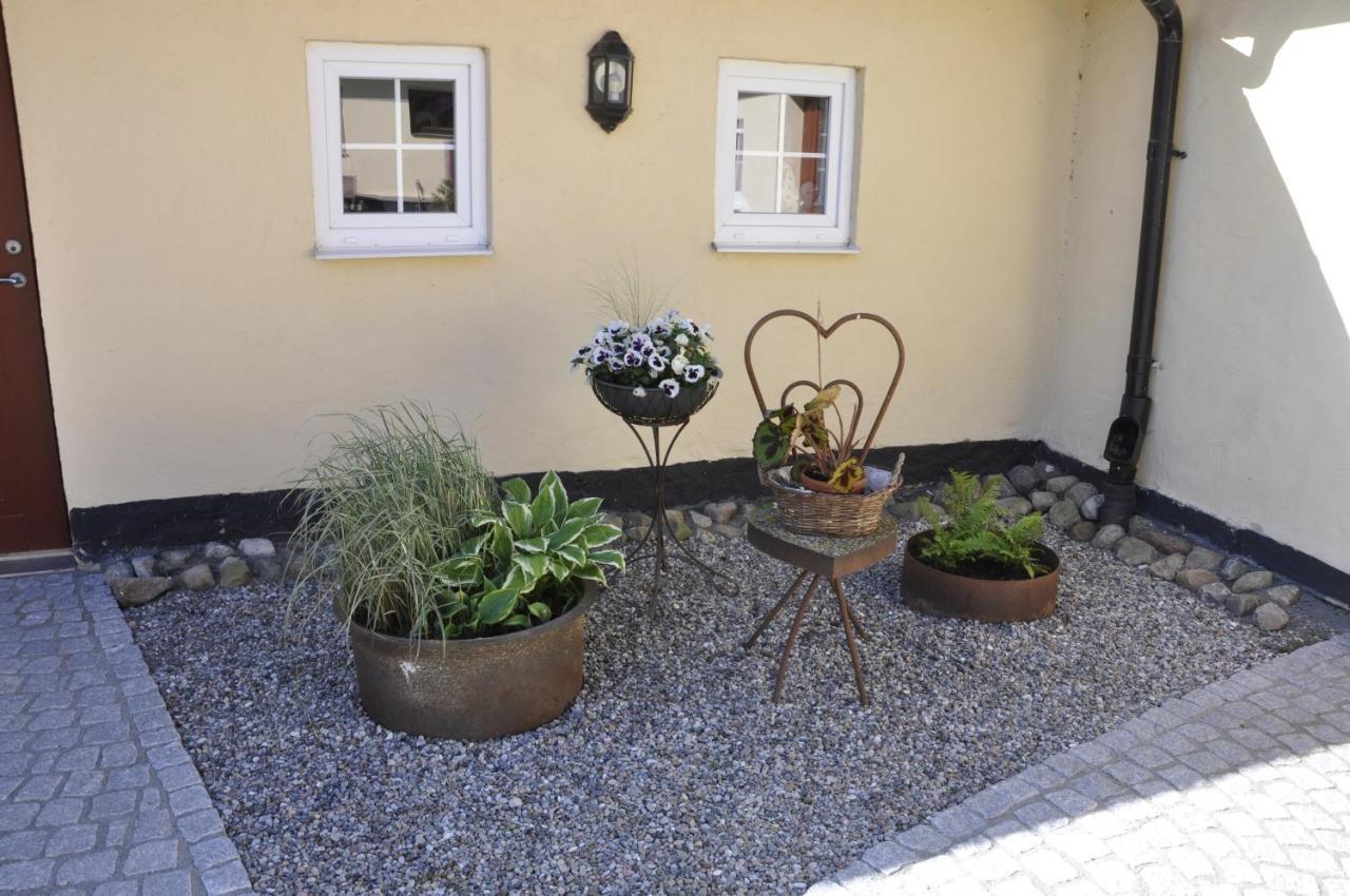 Hylteberga Gard Bed & Breakfast Skurup Εξωτερικό φωτογραφία